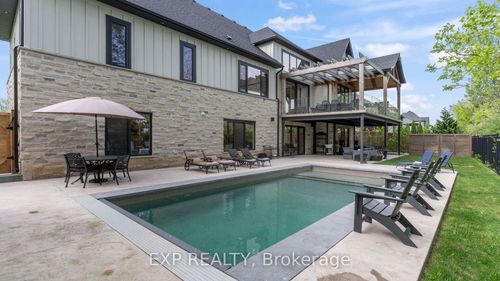 253-9861 Glendon Dr, Middlesex Centre, ON, N0L1R0 | Card Image