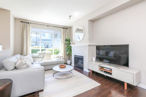 32-9133 Sills Avenue, Richmond, BC, V6Y4H6 | Card Image