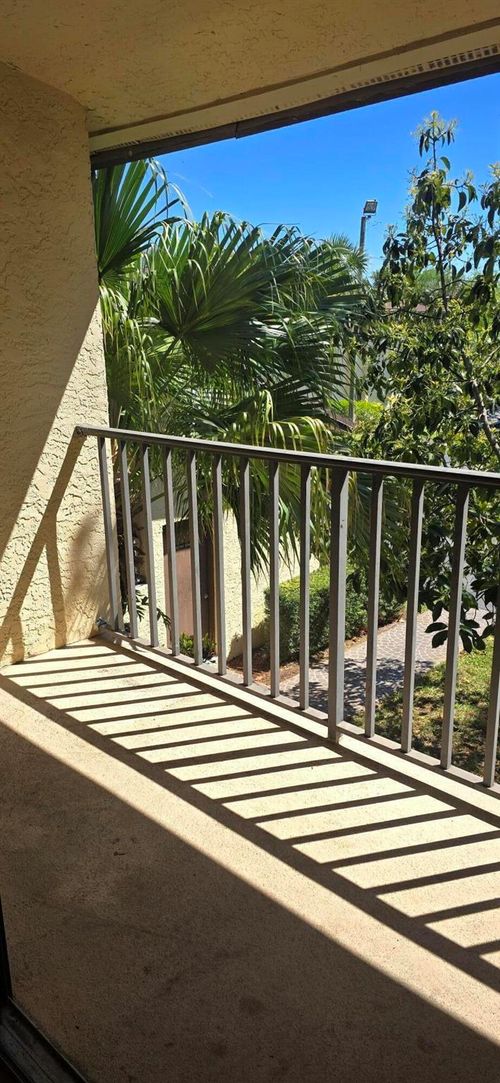 apt-11-205-2050 Oleander Blvd, Fort Pierce, FL, 34950-5337 | Card Image