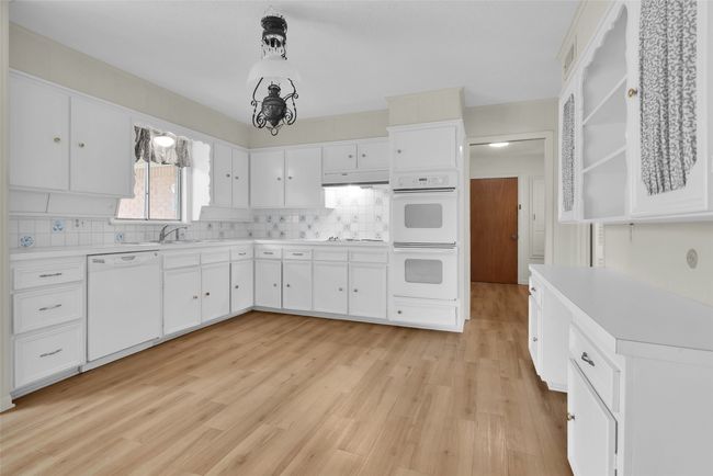 1500 W Heron St, House other with 3 bedrooms, 2 bathrooms and null parking in Denison TX | Image 14