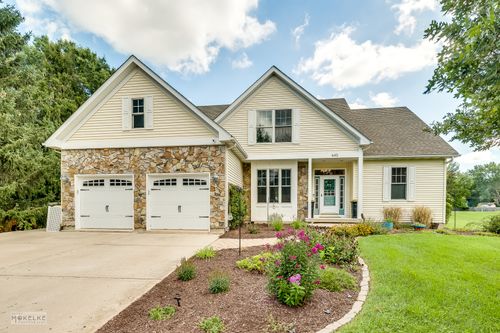 645 Lasalle Dr, Somonauk, IL, 60552-9668 | Card Image