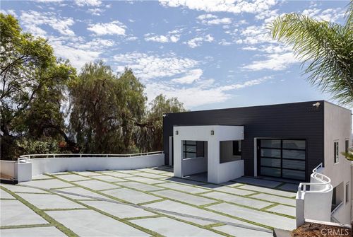 12286 Circula Panorama, Santa Ana, CA, 92705 | Card Image