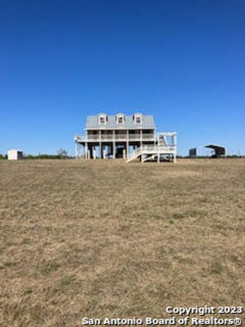 14949 State Highway 16, Medina, TX, 78055-3585 | Card Image