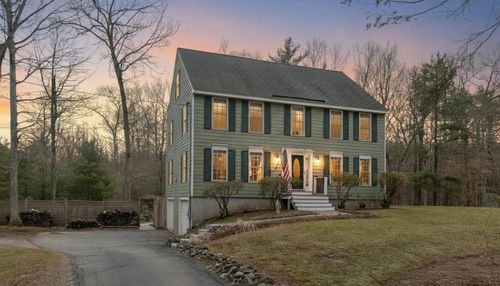 155 Chase Rd, South Hampton, NH, 03827-3522 | Card Image