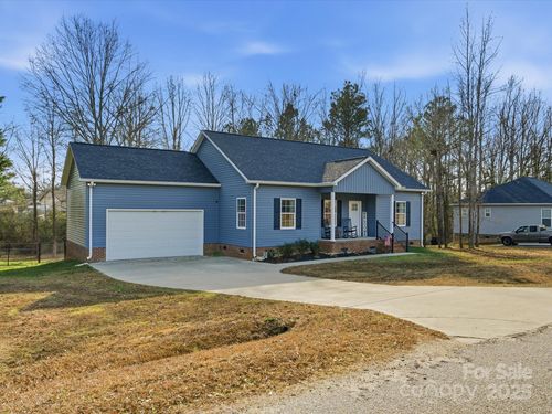 727 Funderburke Rd, Fort Lawn, SC, 29714-8593 | Card Image