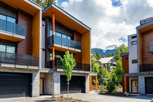 18-2077 Garibaldi Way, Whistler, BC, V8E1H7 | Card Image
