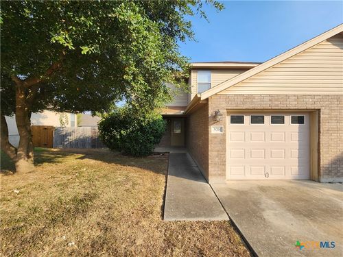 3014 Green Mountain Dr, New Braunfels, TX, 78130-7019 | Card Image