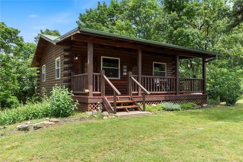 805 County Road 309, Eureka Springs, AR, 72632-5001 | Card Image