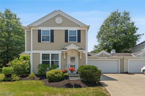 26810 Village Ln, Olmsted Falls, OH, 44138-3754 | Card Image