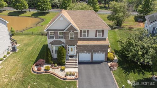 32 Carnation Rd, Monroe, NJ, 08831-5335 | Card Image