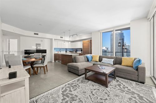 apt-2910-1100 S Miami Ave, Miami, FL, 33130-4173 | Card Image