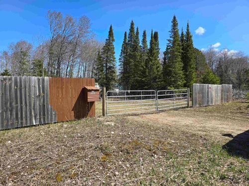 12770 Paradise Lake Rd, Levering, MI, 49755-9501 | Card Image