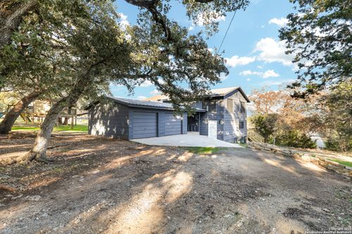 1122 Oakridge Ln, Canyon Lake, TX, 78133-5708 | Card Image