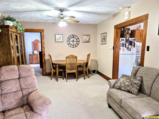 1112 10 Th St, House other with 3 bedrooms, 2 bathrooms and 1 parking in Auburn NE | Image 4