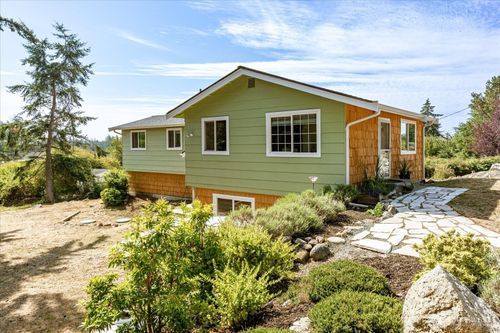 1002 Carl Ave, Oak Harbor, WA, 98277-7627 | Card Image
