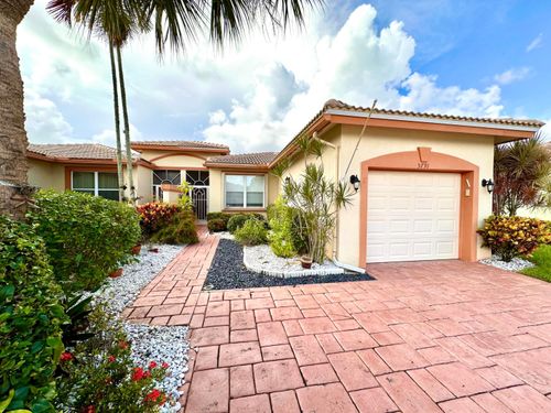5791 Island Reach Ln, Boynton Beach, FL, 33437-4230 | Card Image