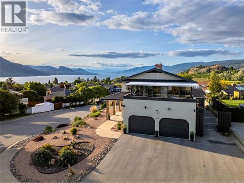 969 Westminster Ave E, Penticton, BC, V2A7P1 | Card Image