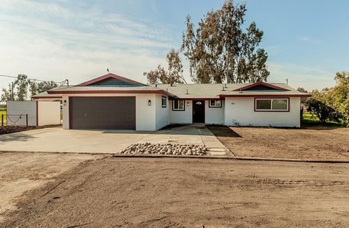 12027 S Brawley Ave, Caruthers, CA, 93609-9516 | Card Image
