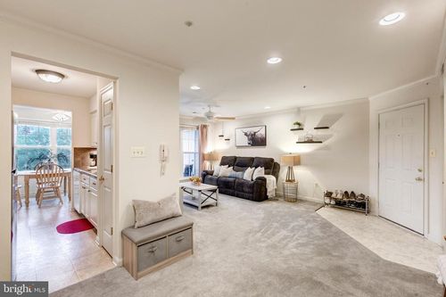 3d-3815 Sunnyfield Ct, HAMPSTEAD, MD, 21074-3612 | Card Image