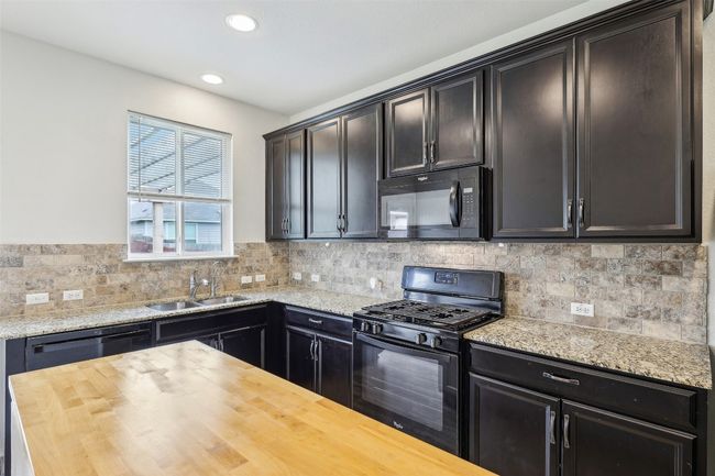 397 Bayberry Cir, House other with 3 bedrooms, 2 bathrooms and null parking in Buda TX | Image 14