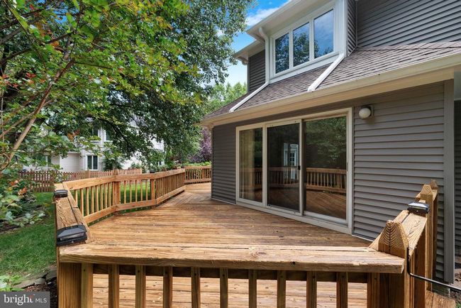8924 Cross Chase Cir, House other with 4 bedrooms, 5 bathrooms and null parking in LORTON VA | Image 70