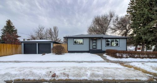 2402 5 Ave S, Lethbridge, AB, T1J0X3 | Card Image