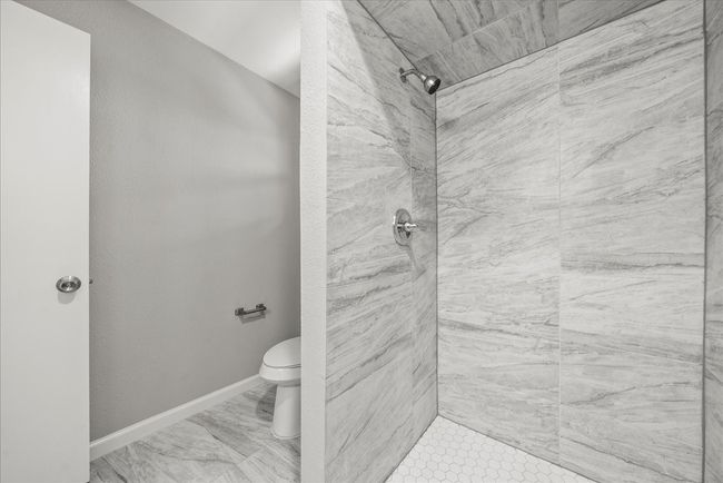 3649 Stables Ln, House other with 2 bedrooms, 2 bathrooms and null parking in Dallas TX | Image 17