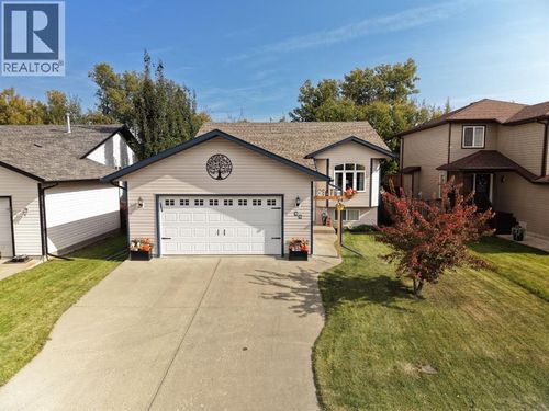 55 Rodeo Way, Whitecourt, AB, T7S0B9 | Card Image