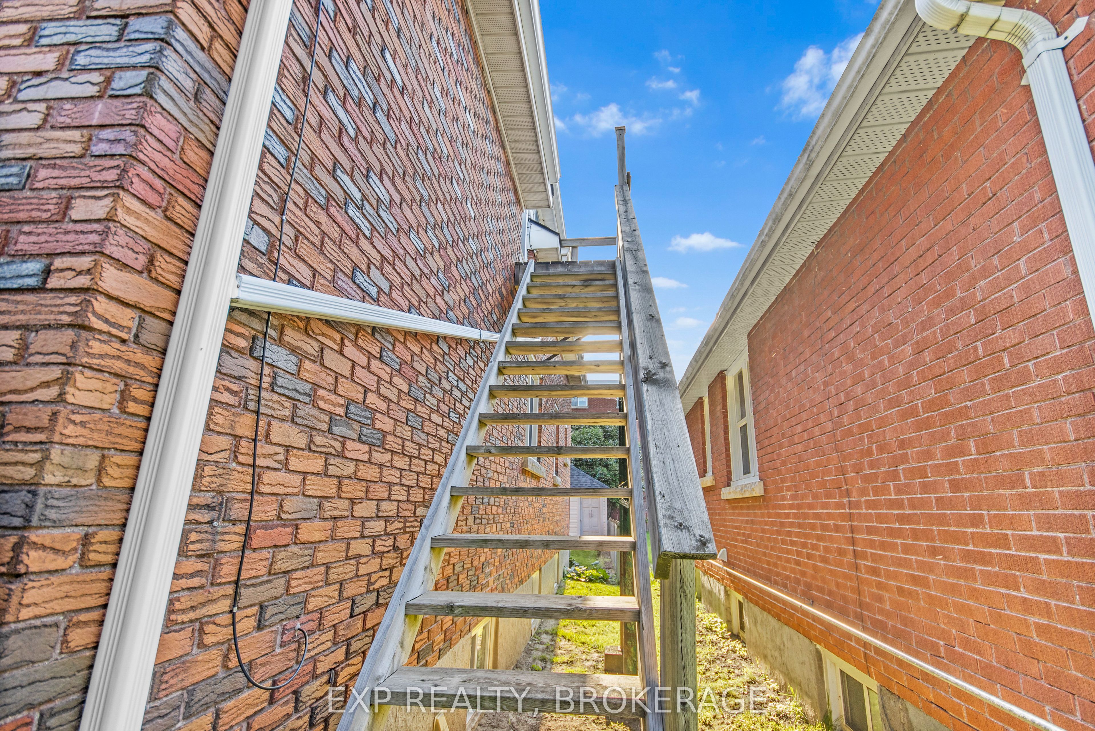 Residential Lease in Kingston 5