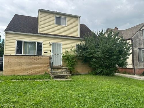 15914 Clearview Ave, Cleveland, OH, 44128-3244 | Card Image