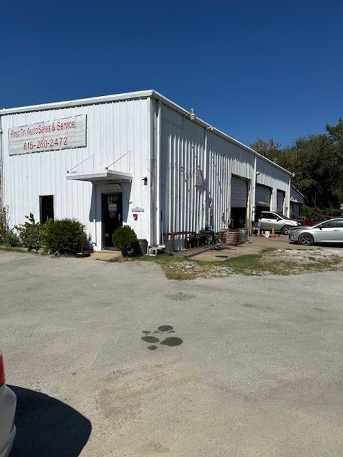 5411 Murfreesboro Rd, La Vergne, TN, 37086-2711 | Card Image