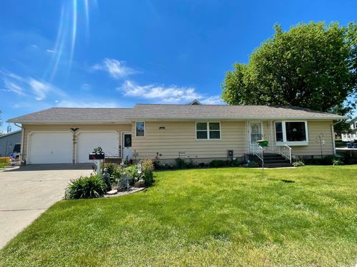 115 W Lincoln St, Springfield, MN, 56087-1302 | Card Image