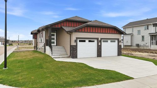 4240 Bauman Way, Innisfail, AB, T4G0P1 | Card Image