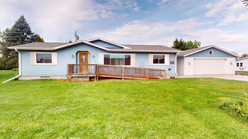 19574 Crestwood Ln, Galesville, WI, 54630-7249 | Card Image