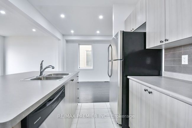 51 Sasco Way, House other with 4 bedrooms, 4 bathrooms and 4 parking in Angus ON | Image 18