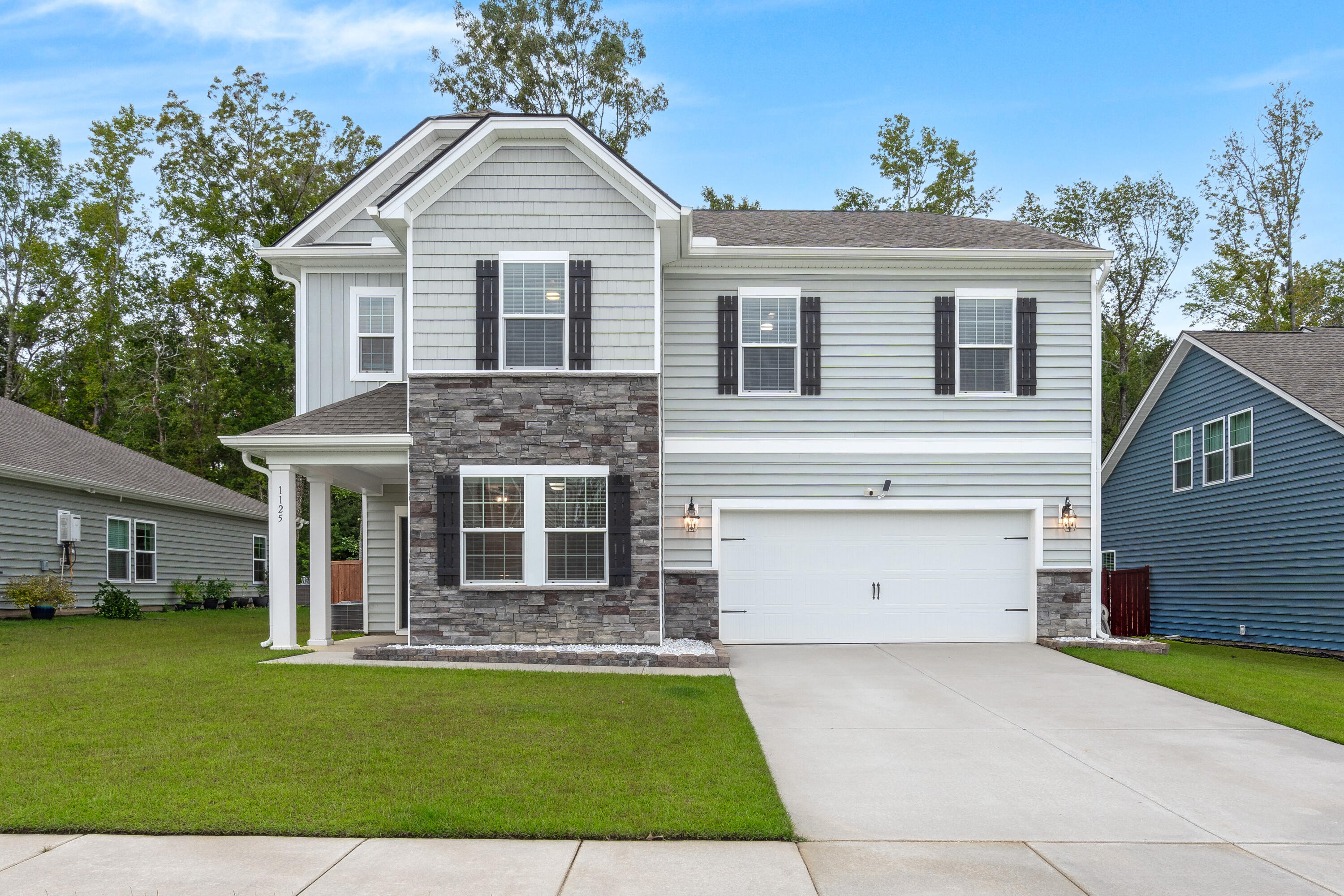 Mossy Rock Dr, Summerville, SC 29485