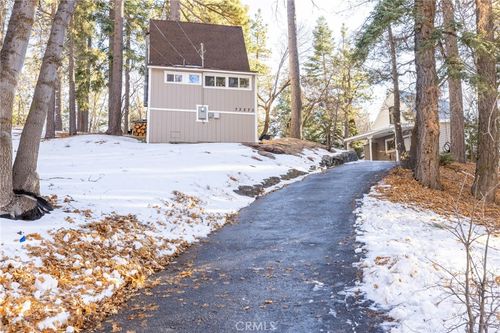 33275 Wild Rose Dr, Green Valley Lake, CA, 92341 | Card Image