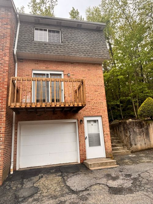 unit-12-109 Bucks Hill Rd, Waterbury, CT, 06704-1670 | Card Image