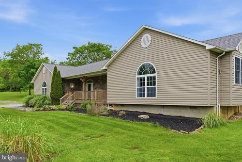 125 Krynn Way, Clear Brook, VA, 22624-1490 | Card Image