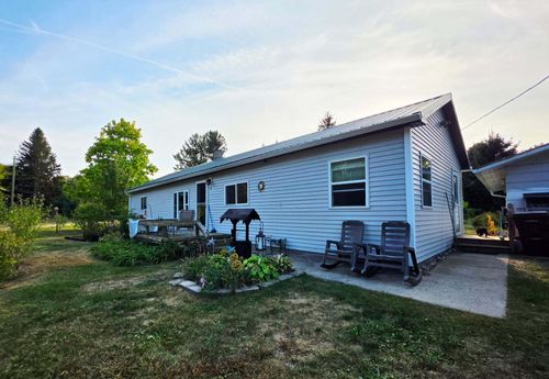 14 S 5th St, Morley, MI, 49336-8003 | Card Image