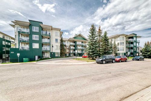410-3111 34 Ave Nw, Calgary, AB, T2L0Y2 | Card Image