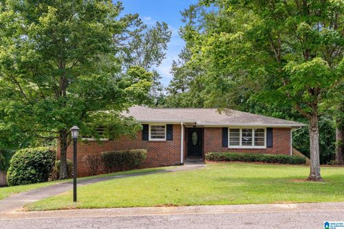 112 Dew Dr, Trussville, AL, 35173-1410 | Card Image