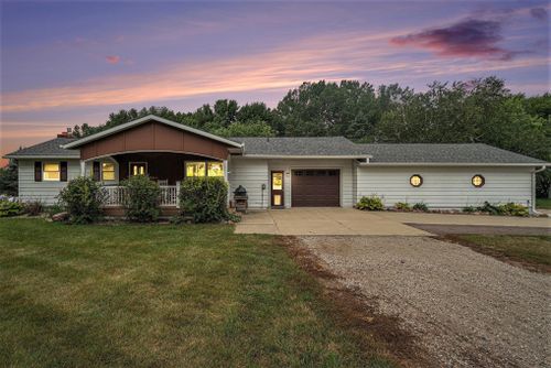 1101 110th Avenue, Luverne Twp, MN, 56156 | Card Image