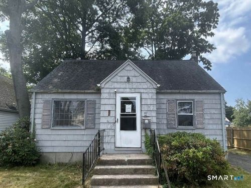 61 Stanley St, East Hartford, CT, 06108-1662 | Card Image
