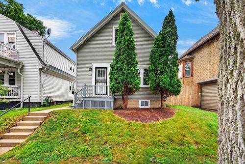 1979 S 10th Street, Milwaukee, WI, 53204 | Card Image