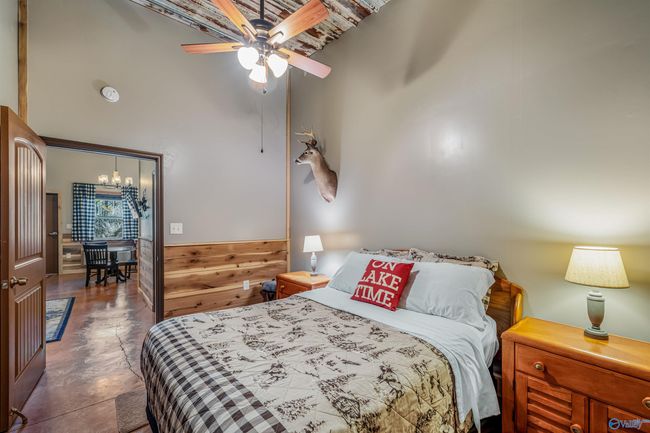 131-C Anderson St E, Home with 0 bedrooms, 2 bathrooms and null parking in Scottsboro AL | Image 34
