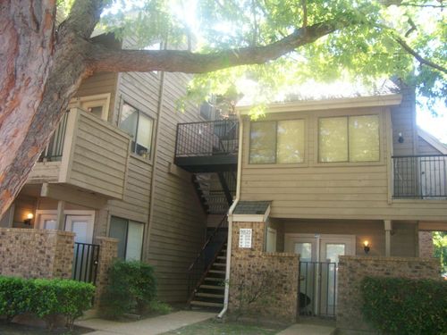 308-9825 Walnut St, Dallas, TX, 75243-8864 | Card Image