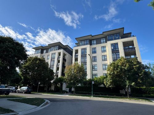 168 E 35th Ave, Vancouver, BC, V5W1A6 | Card Image
