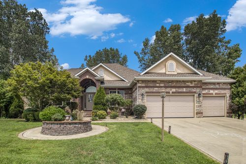 11187 S Lake Dr, Granger, IN, 46530-5829 | Card Image