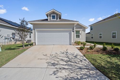 122 Bluestem Dr, Elgin, TX, 78621-2562 | Card Image